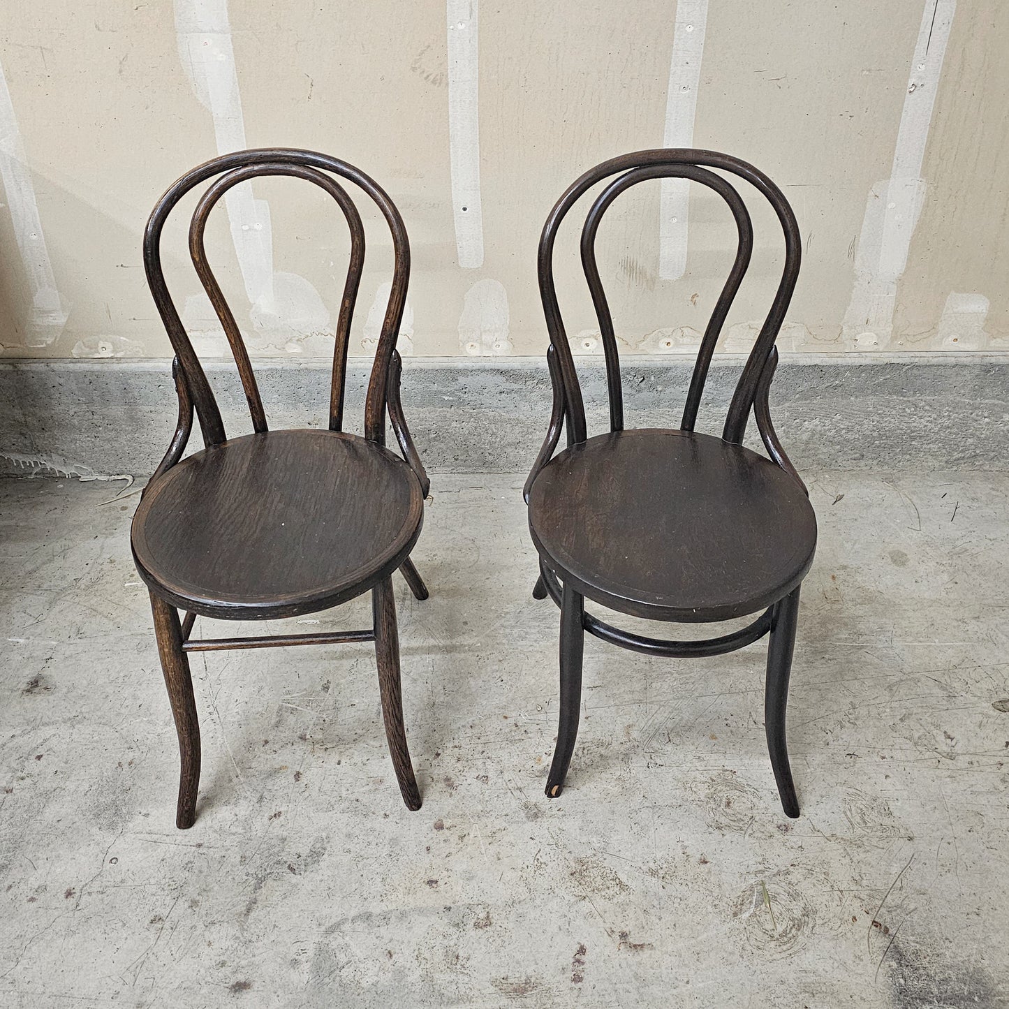 Bentwood dining chairs- set of 2