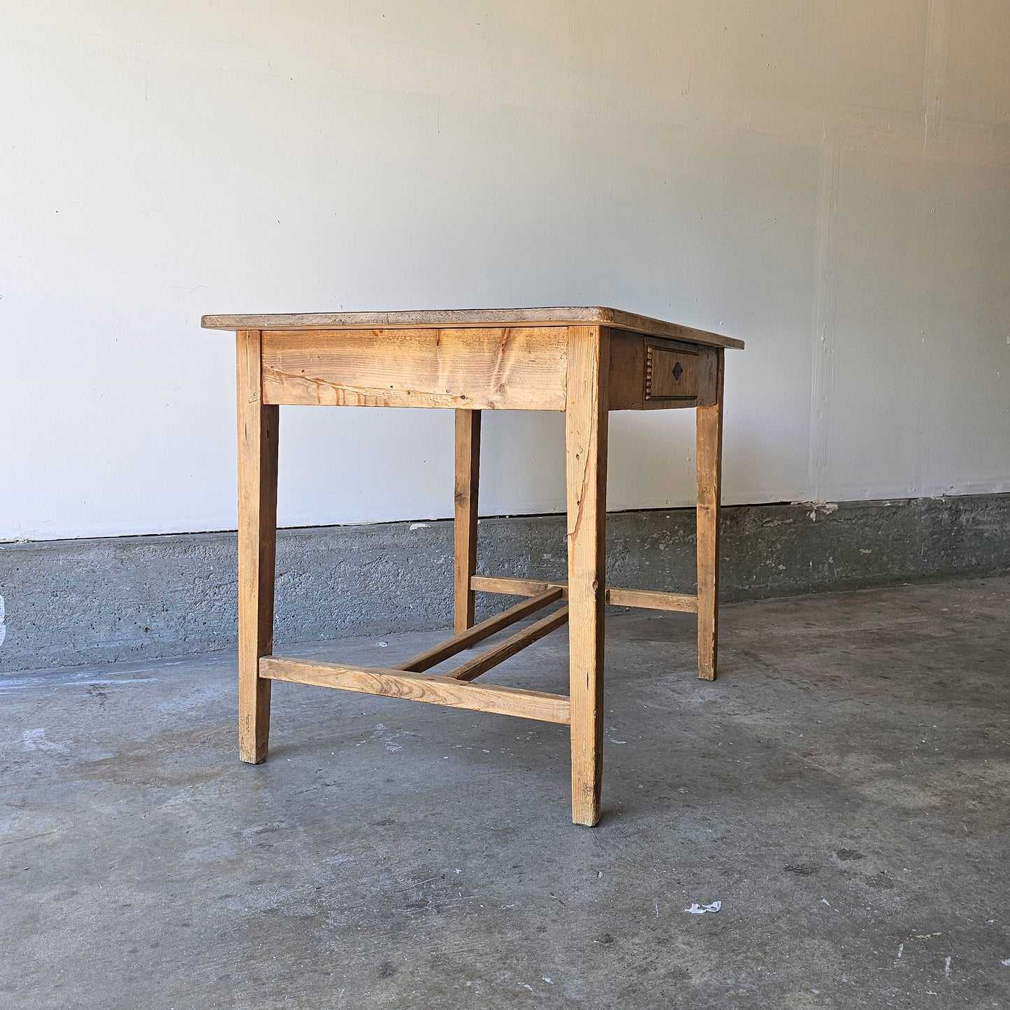 Small Antique pine table with stretcher base