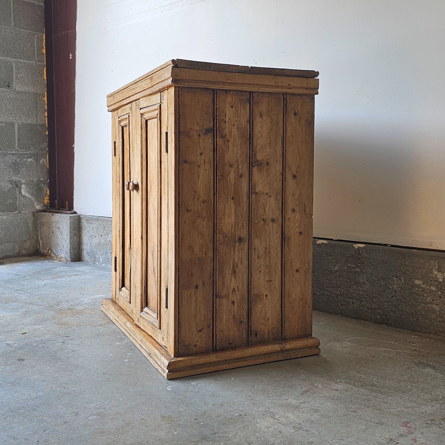 Small Antique pine cupboard
