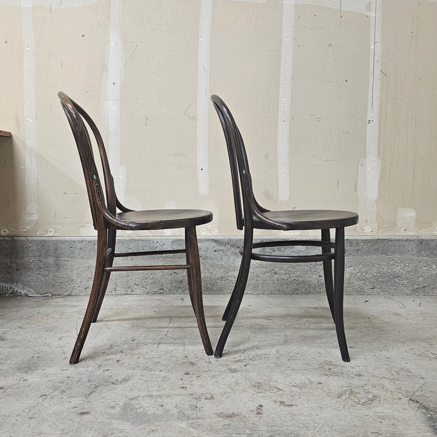 Bentwood dining chairs- set of 2