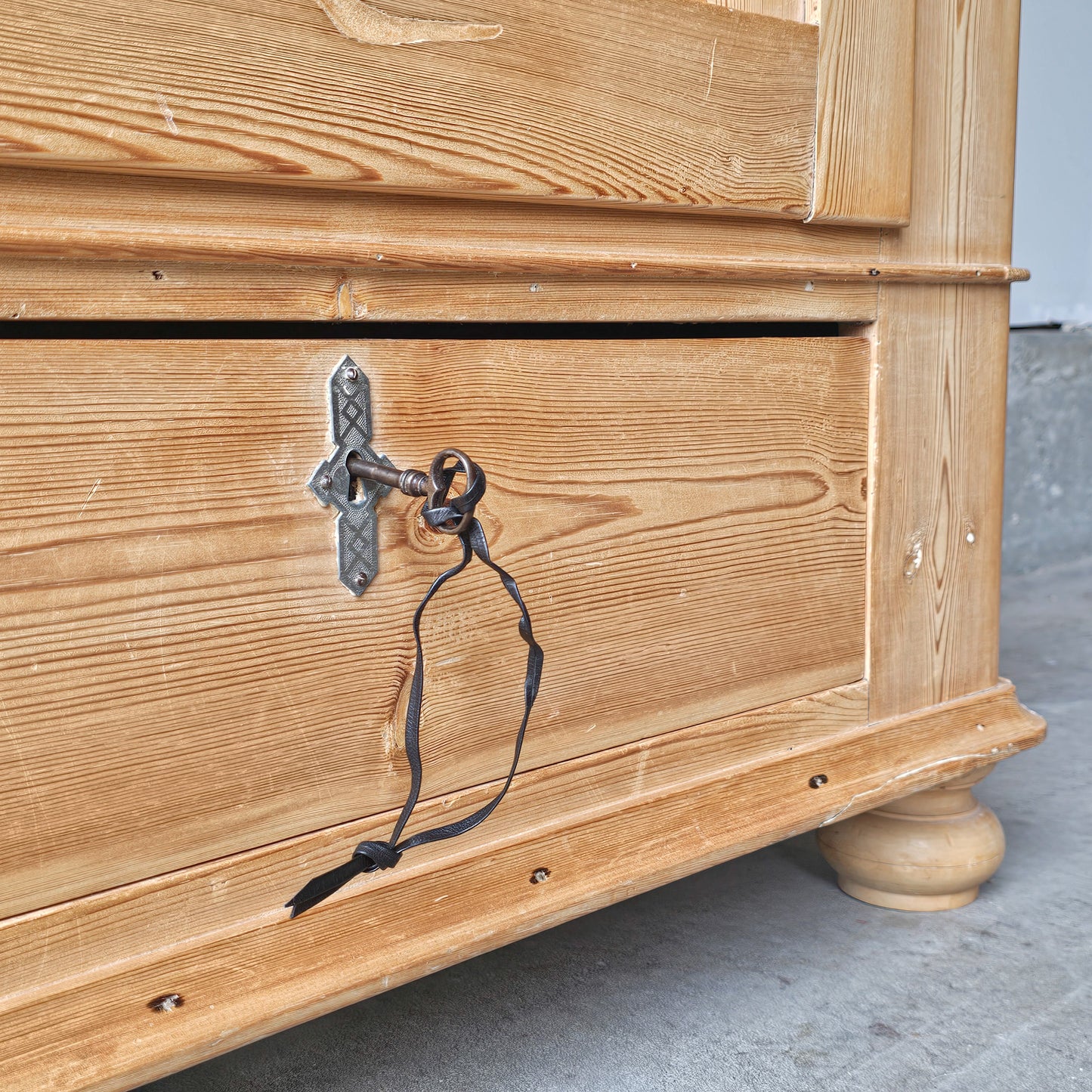 Antique Pine Single Door Wardrobe Cabinet