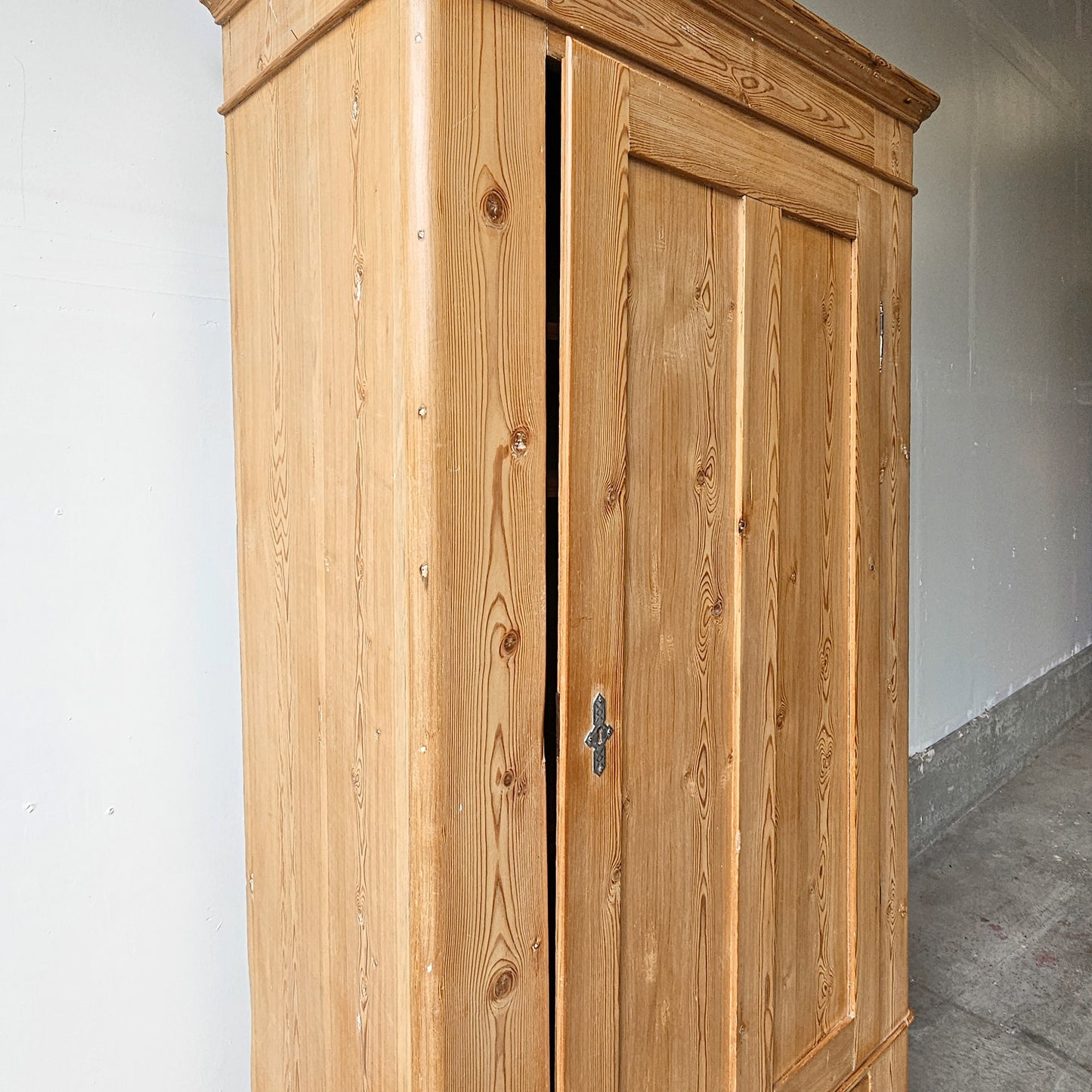 Antique Pine Single Door Wardrobe Cabinet