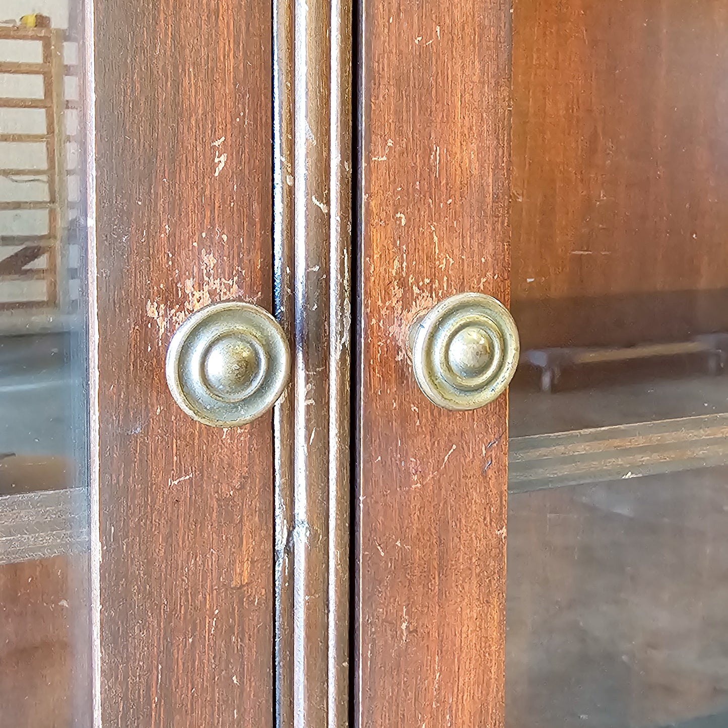 Small mahogany cabinet