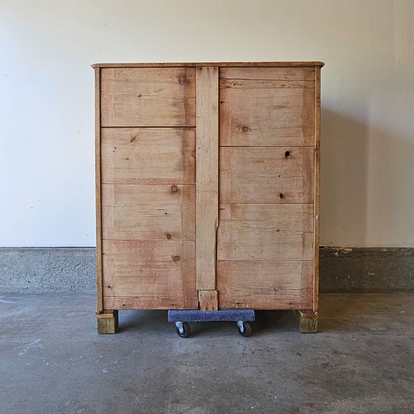 Large 19th-century antique pine dresser - 5 drawers