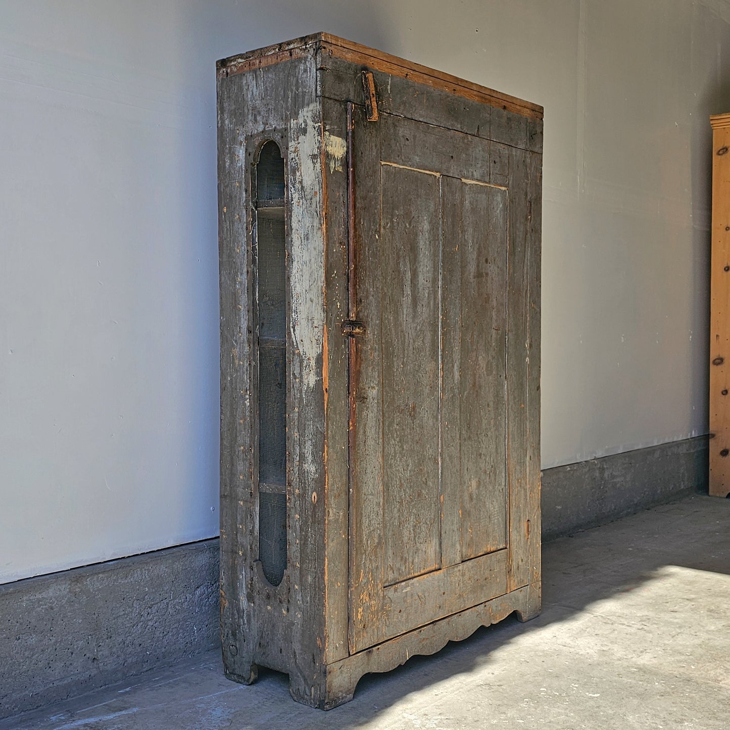 Late 1800s Antique Pine Jelly Cabinet with Original Finish