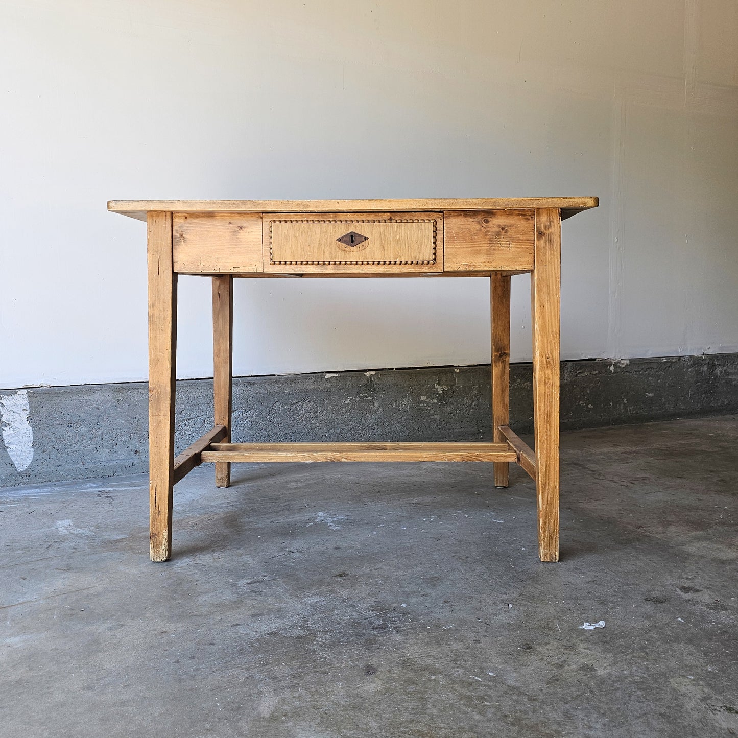 Small Antique pine table with stretcher base