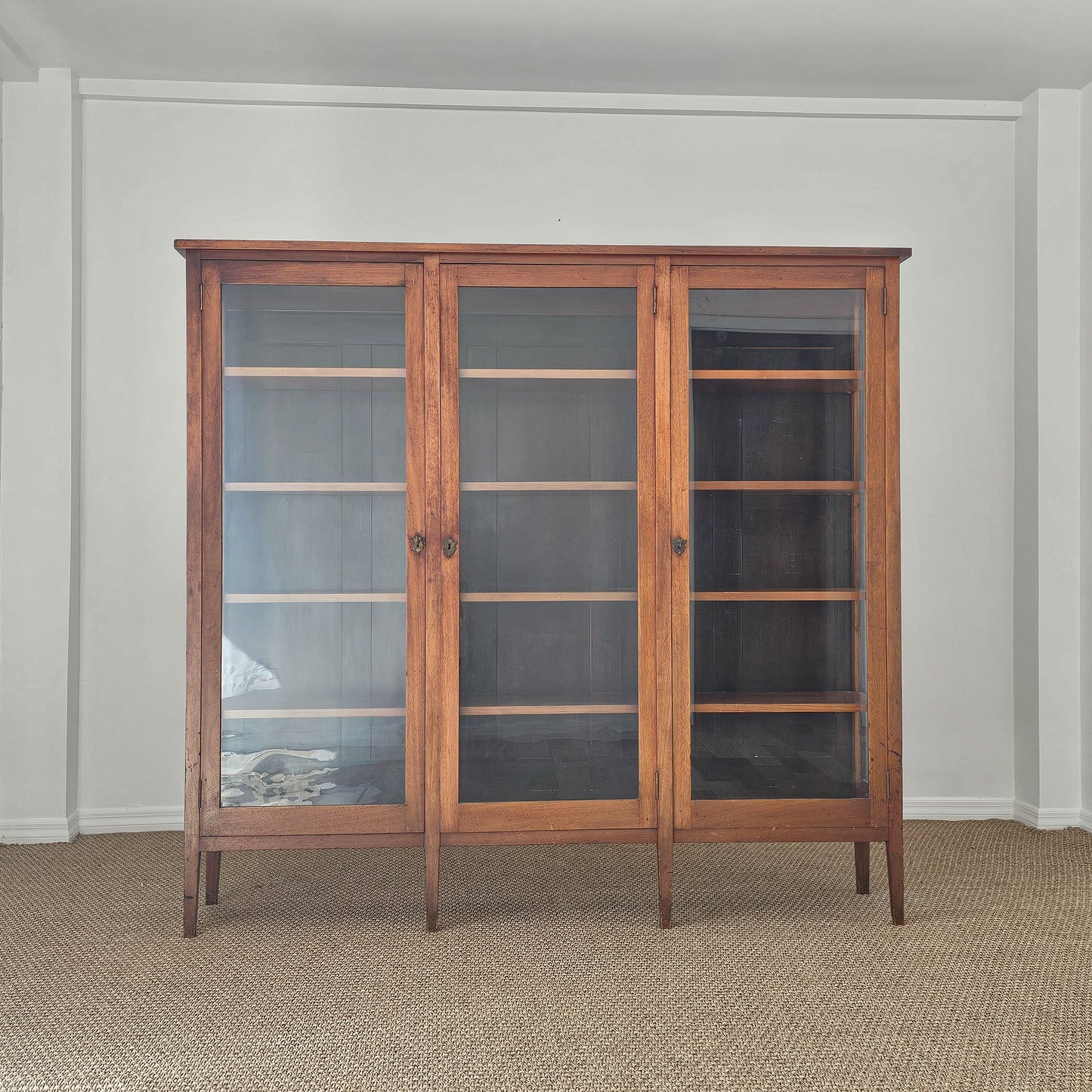 Antique Arts & Crafts Style Glass Door Display Bookcase Cabinet | Circa 1910–1920