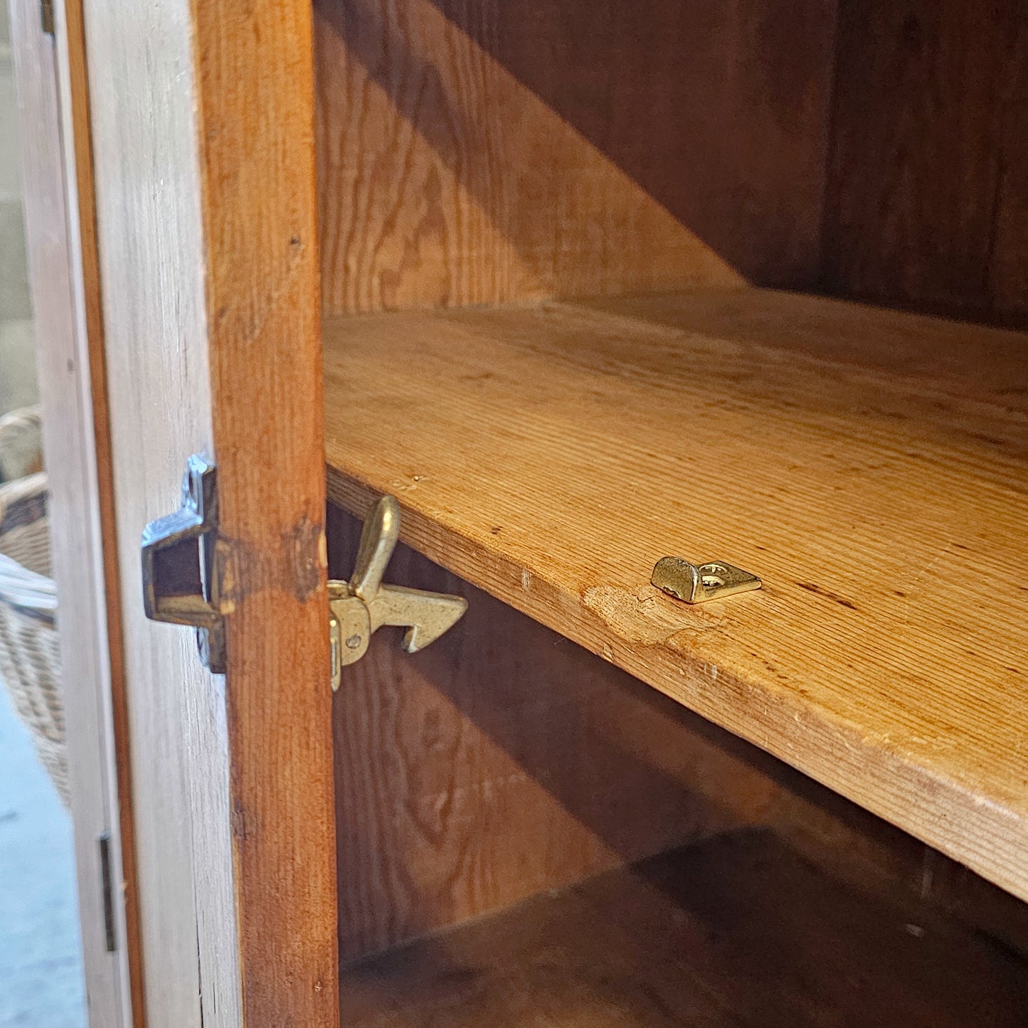 Antique Primitive Pine Step-Back Hutch - Circa 19th-century