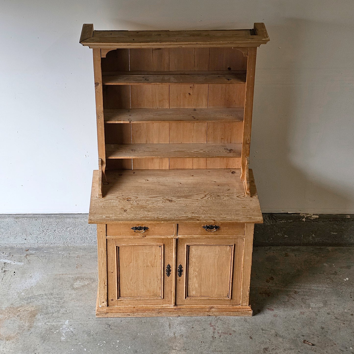 Antique English Pine Kitchen Dresser (Hutch) - Circa 1880