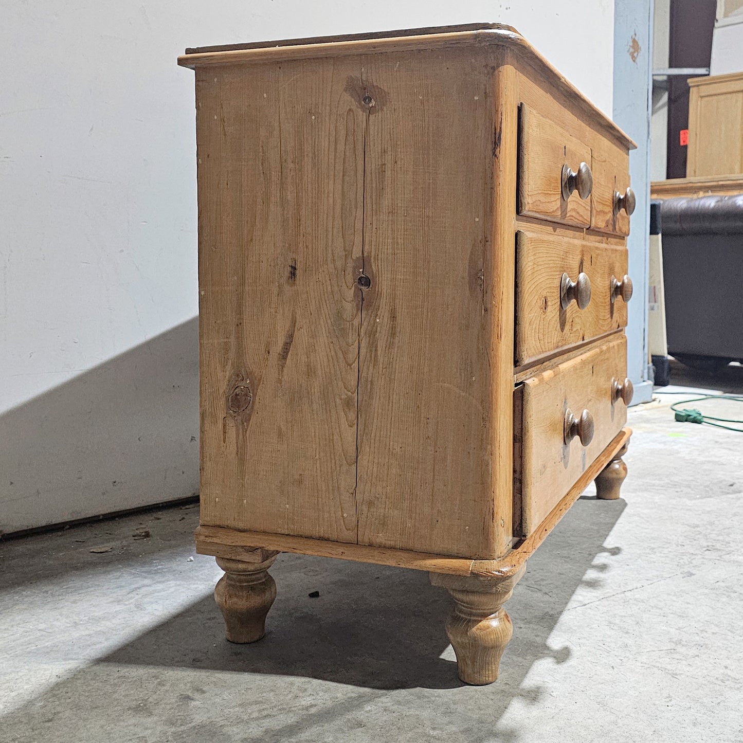 Petite Antique English Pine Chest of Drawers - Circa 1870