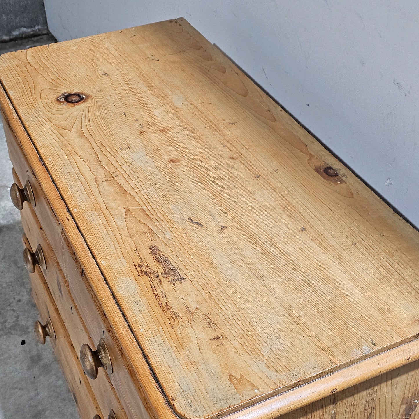 Petite Antique English Pine Chest of Drawers - Circa 1870