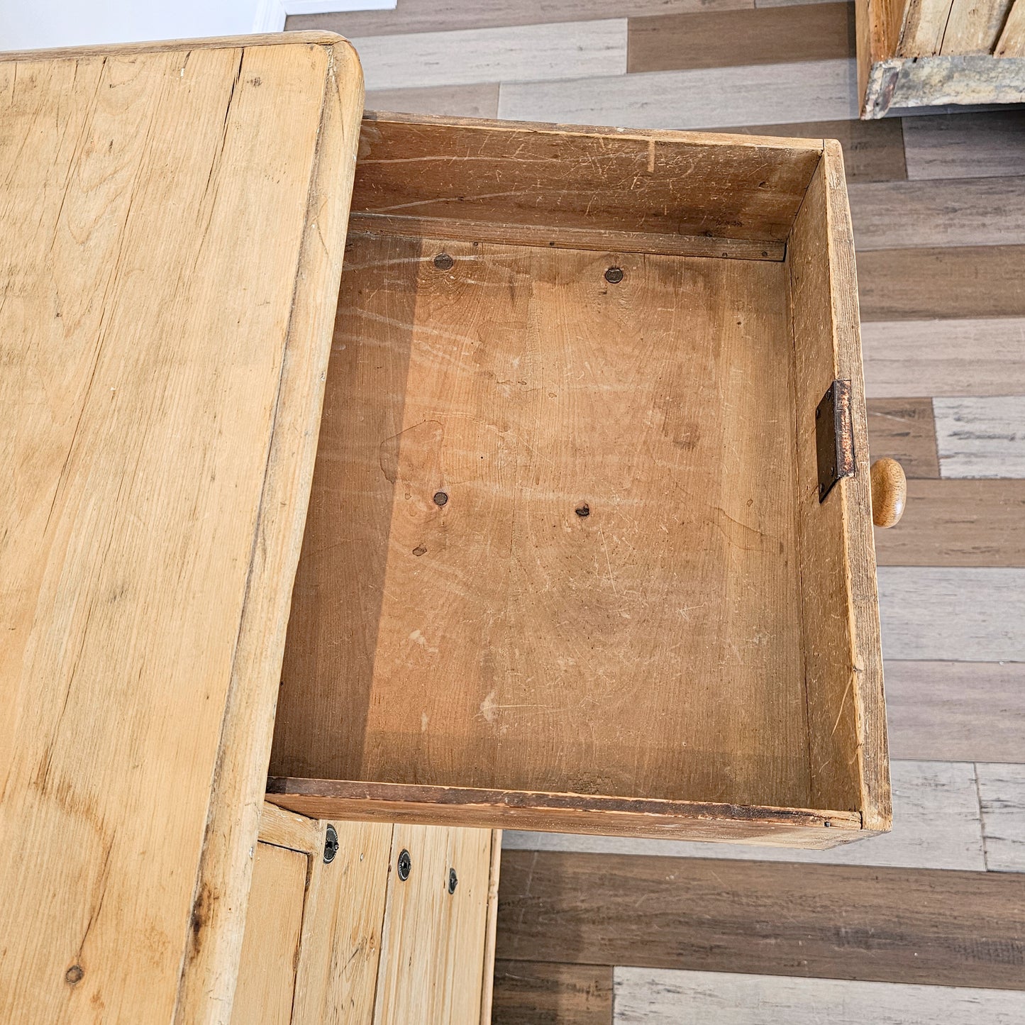 Antique English Pine Chest of Drawers (Dresser) - Circa 1880
