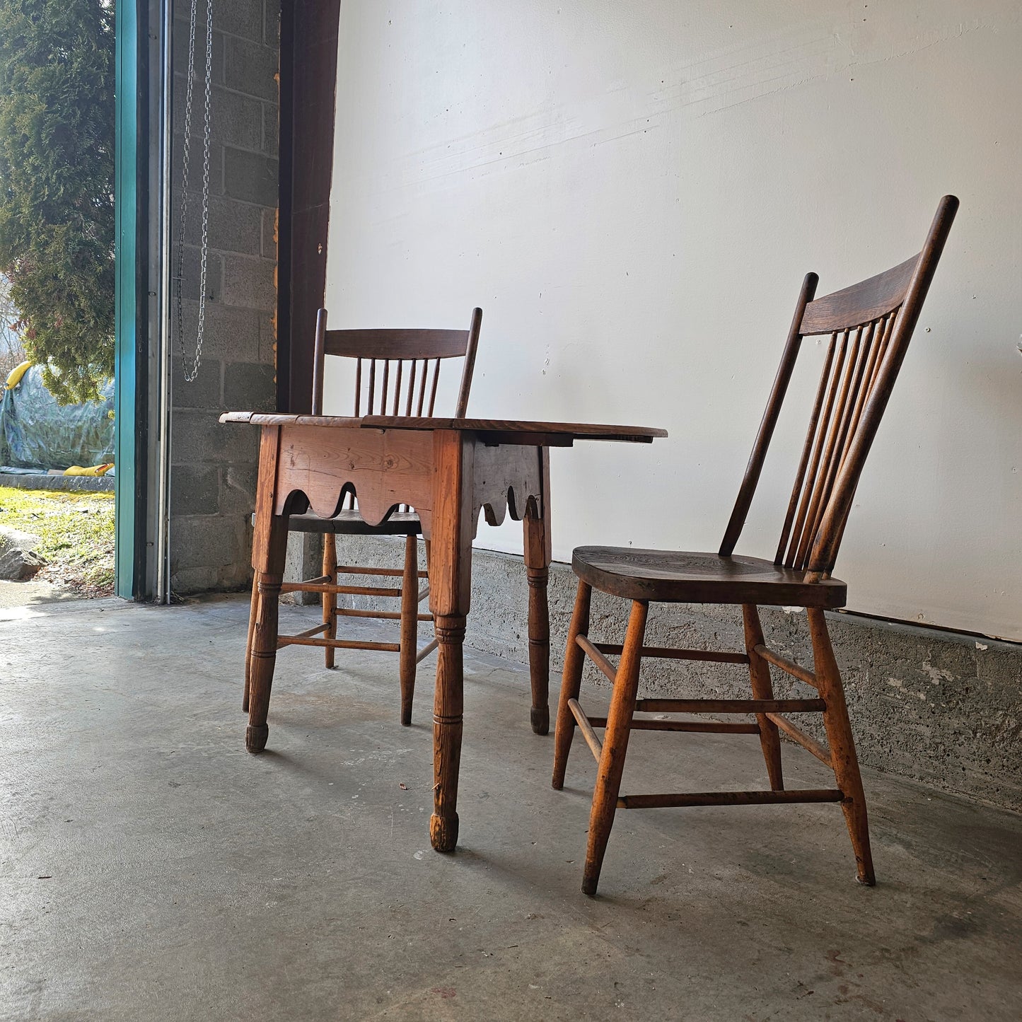 Antique pine cricket table with chairs