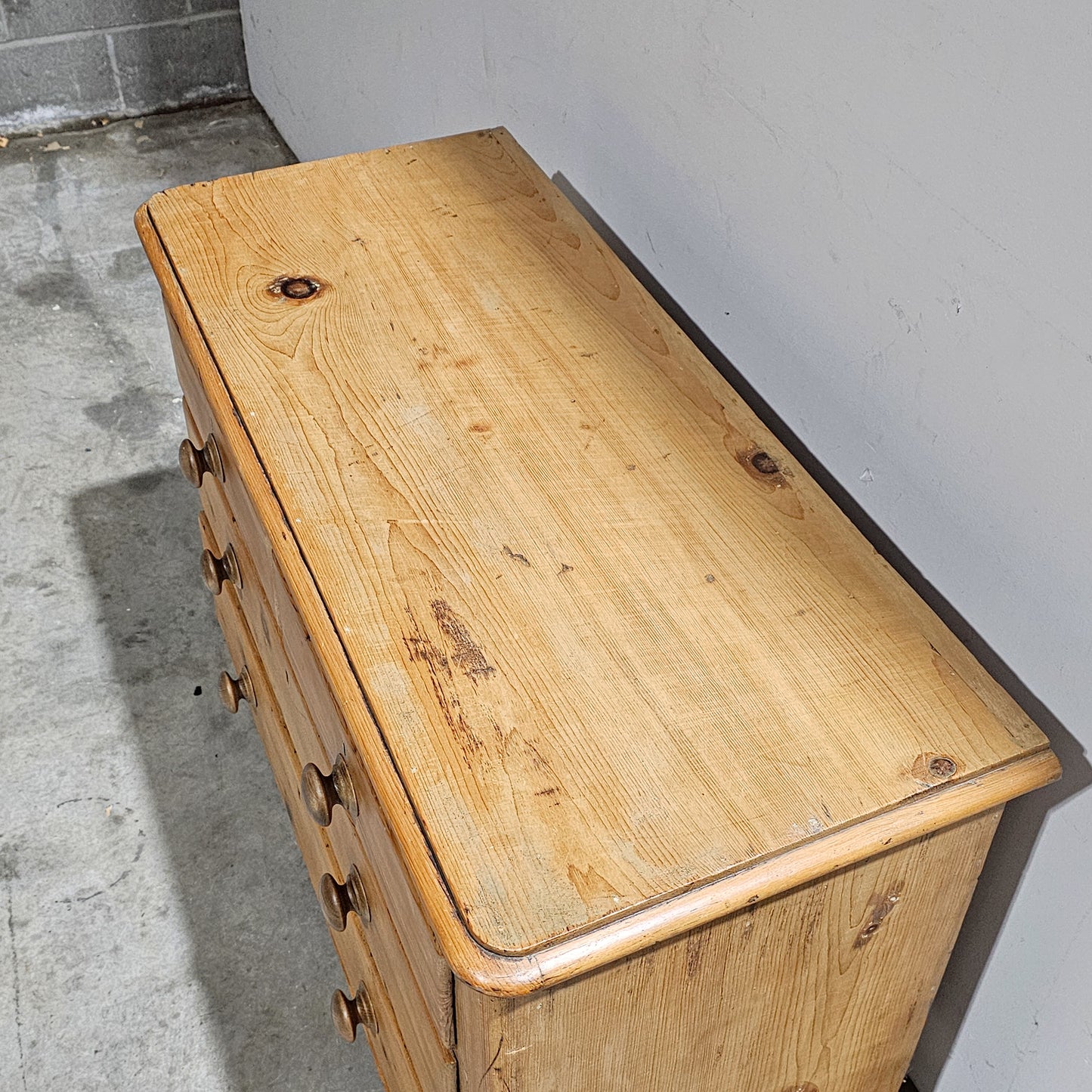 Petite Antique English Pine Chest of Drawers - Circa 1870