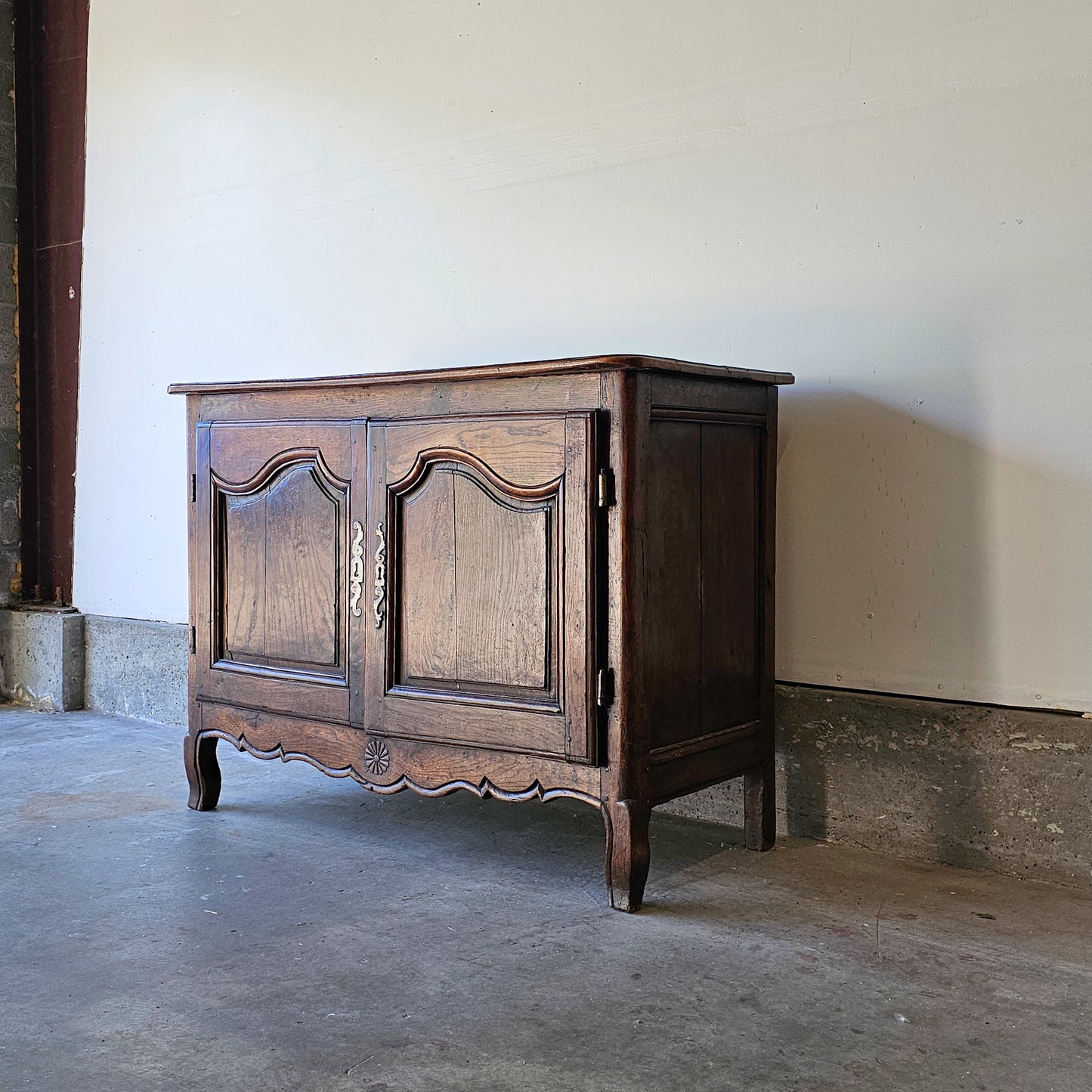 18th Century - French Louis XV Buffet