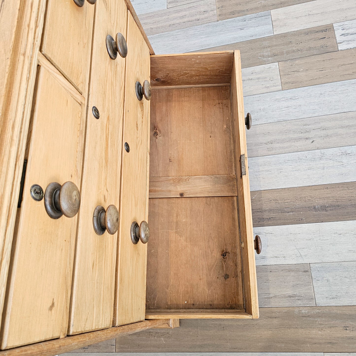 Antique English Pine Chest of Drawers (Dresser) - Circa 1880