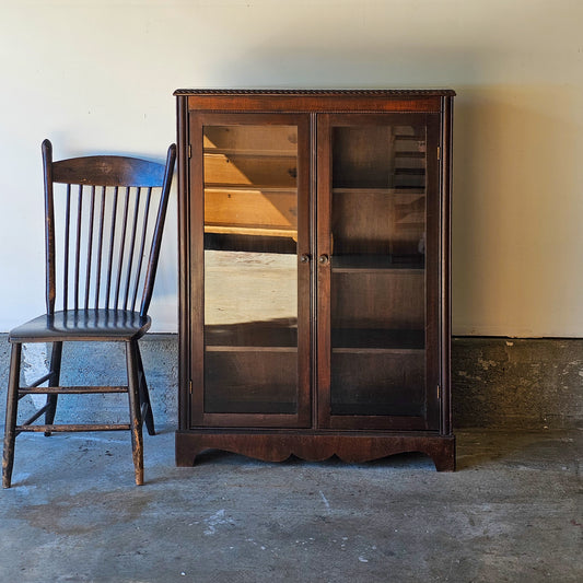 Small mahogany cabinet