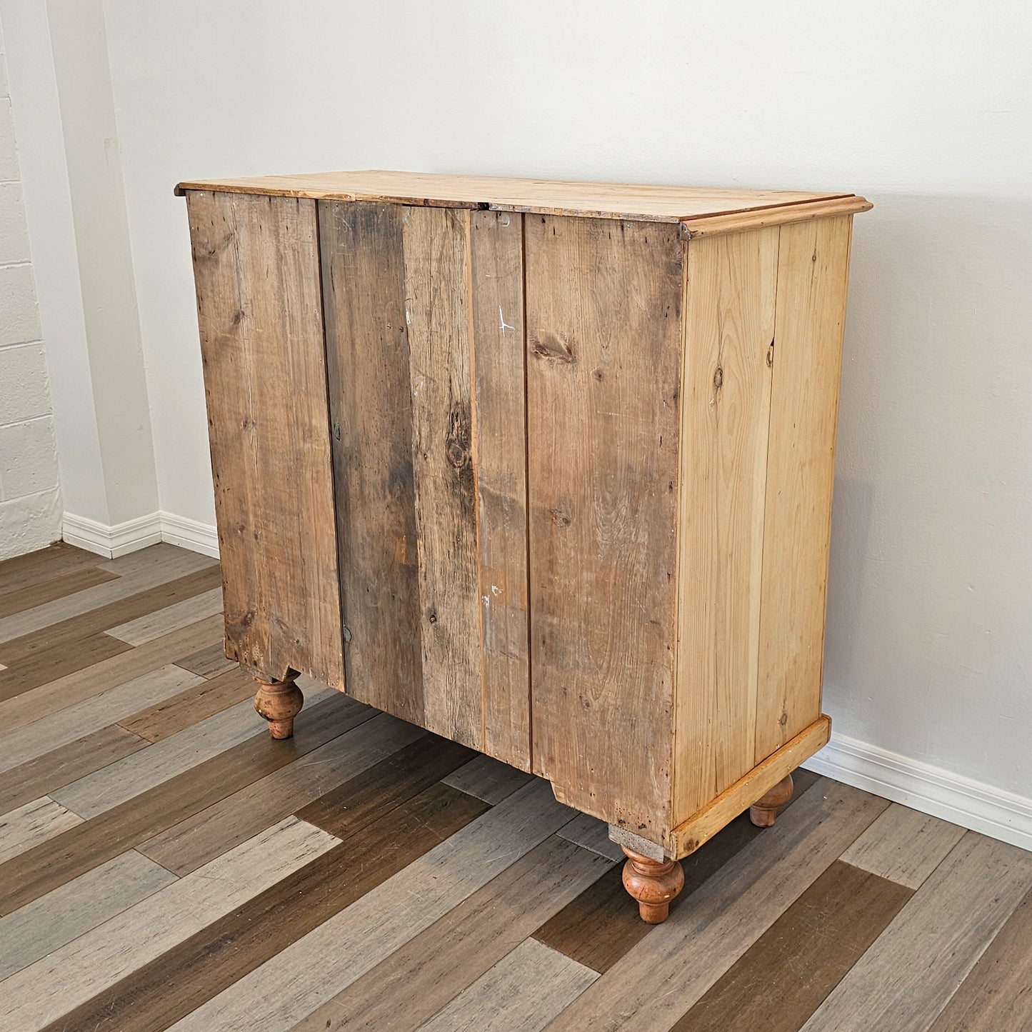 Antique English Pine Chest of Drawers (Dresser) with Dark Knobs - Circa 1880