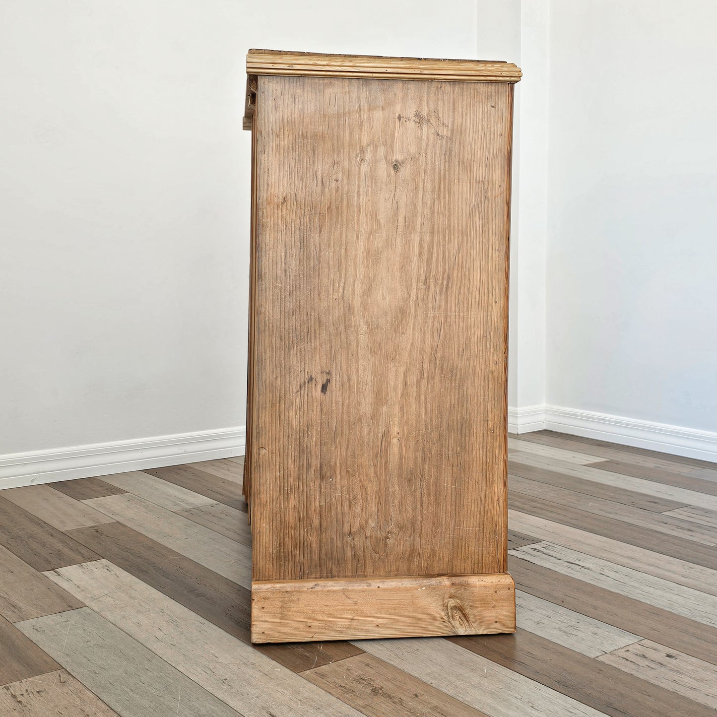 Antique English Pine Chest of Drawers (Dresser) - Circa 1880