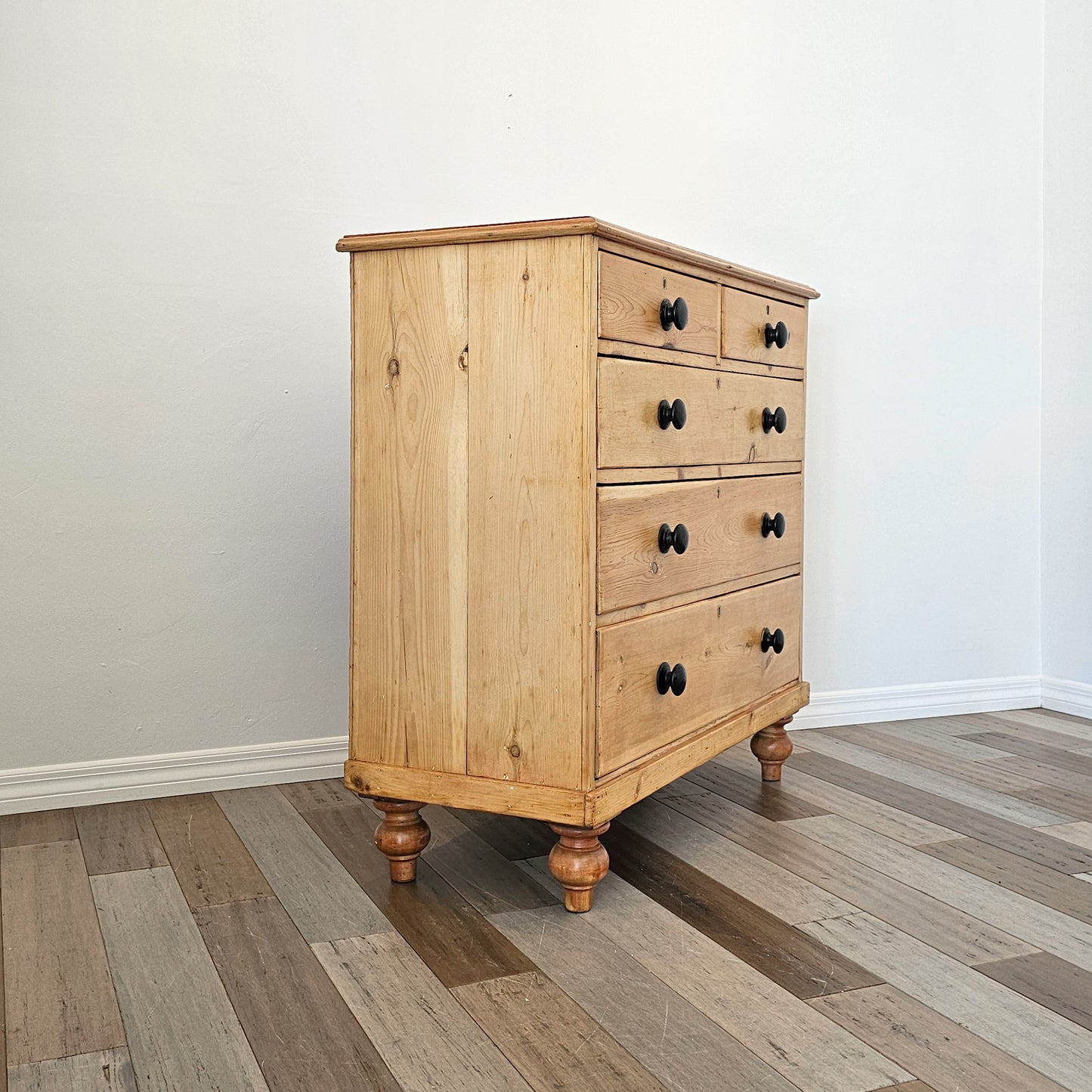 Antique English Pine Chest of Drawers (Dresser) with Dark Knobs - Circa 1880