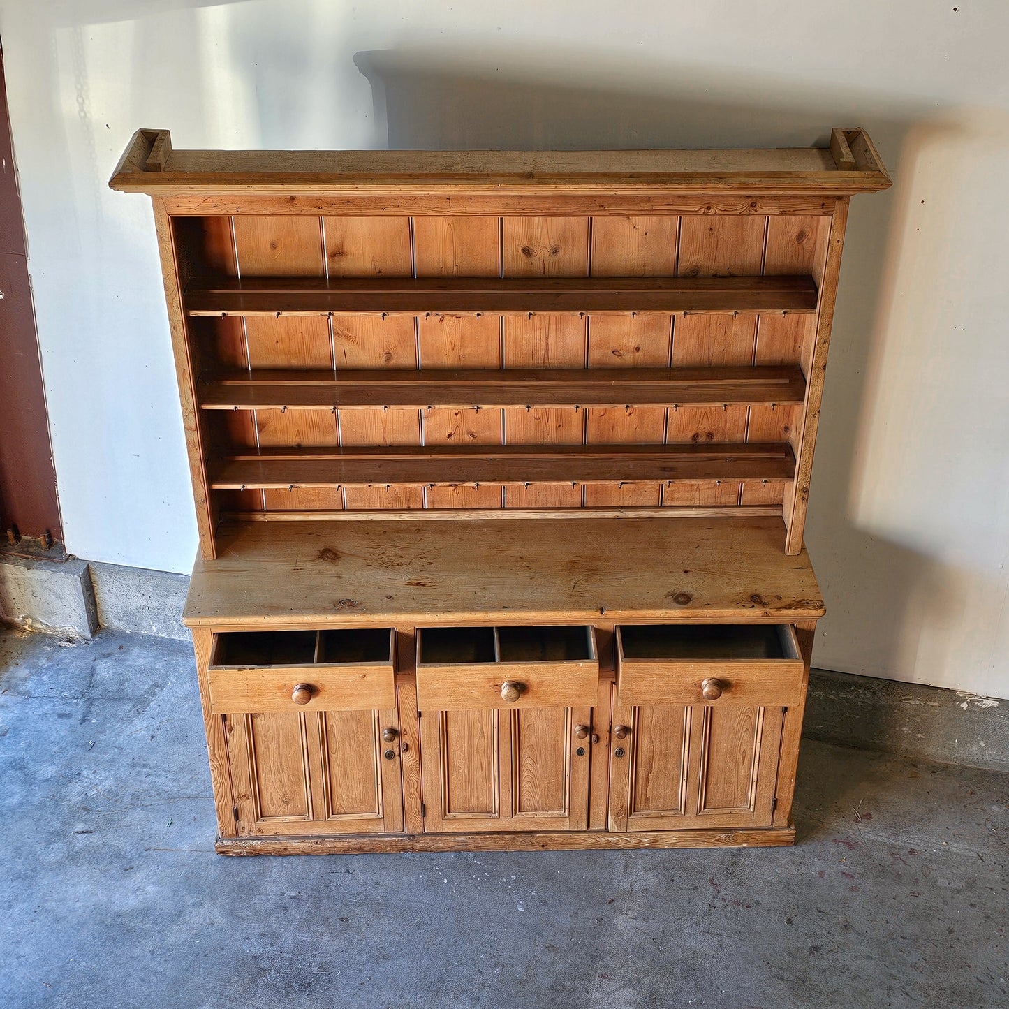 Antique English Pine Kitchen Dresser (Hutch) - Circa 1880