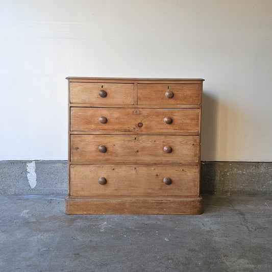 Antique English Pine Chest of Drawers (Dresser) - Circa 1880