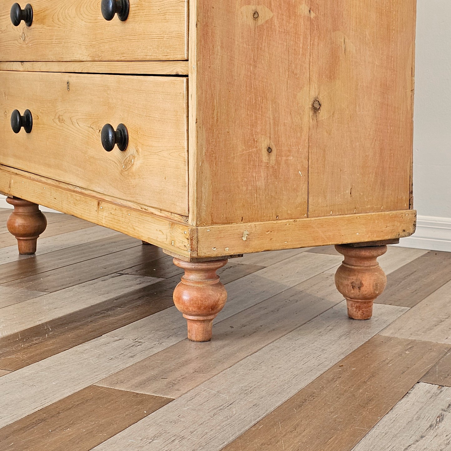 Antique English Pine Chest of Drawers (Dresser) with Dark Knobs - Circa 1880