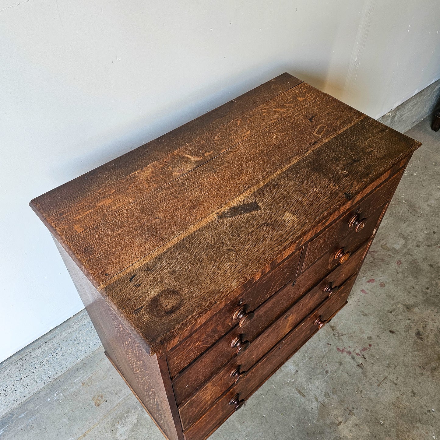 Antique 19th-century oak chest of drawers dresser
