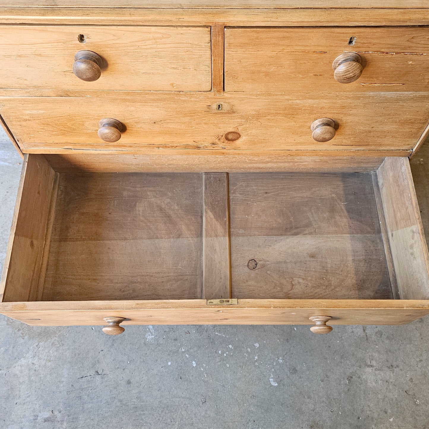 Antique English Pine Chest of Drawers (Dresser) - Circa 1880