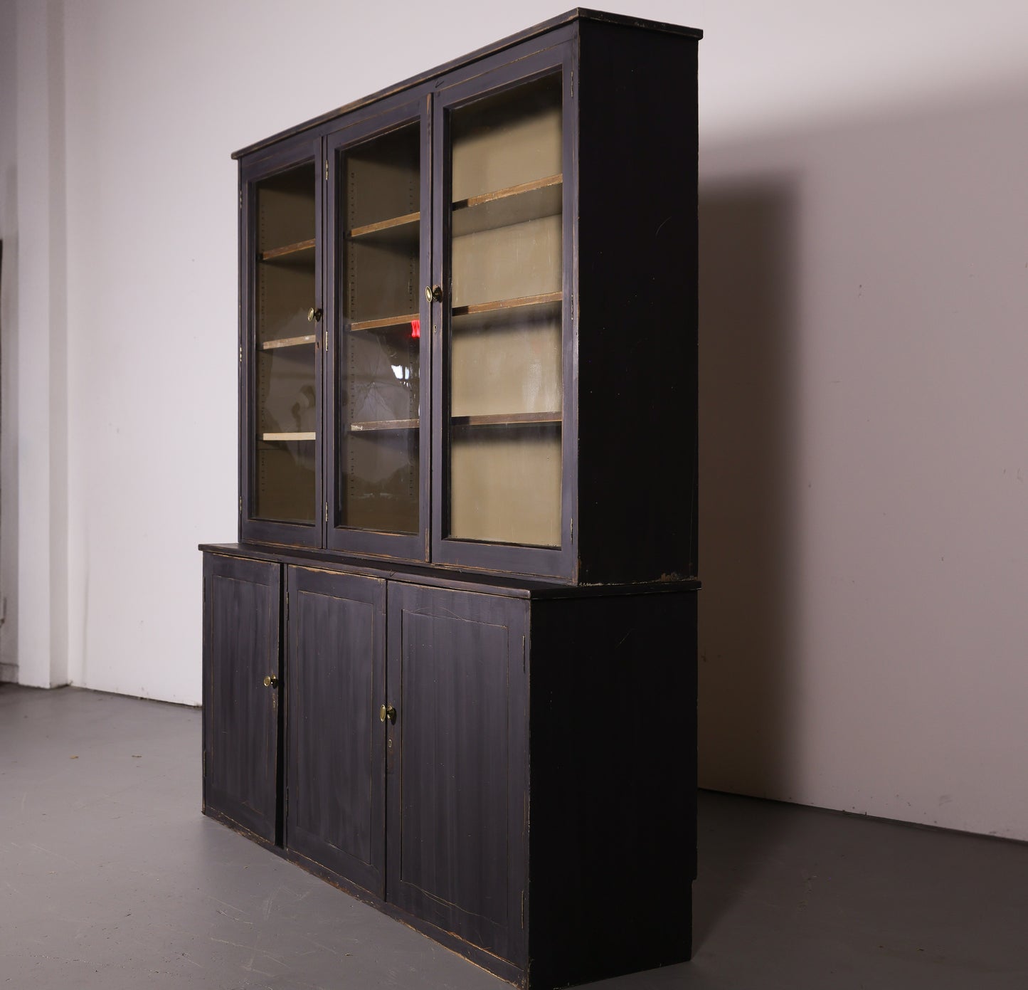 English glazed painted bookcase with adjustable shelving - Circa 1880