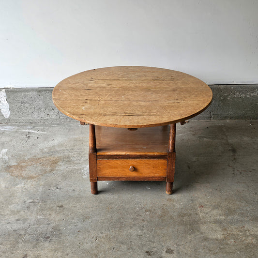 Antique pine coffee table -tilt top table